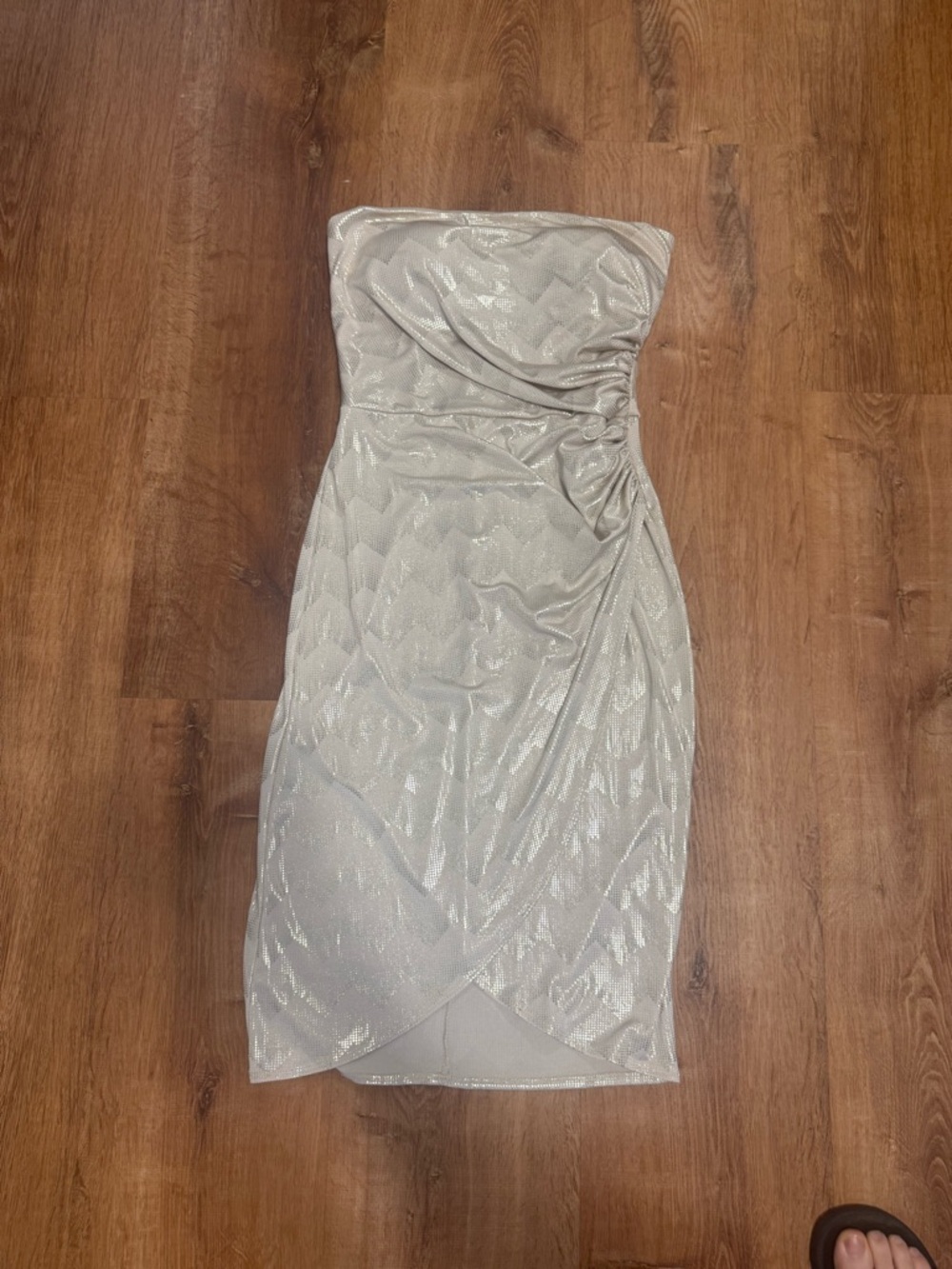 bebe Strapless Silver Shimmer Ruched Cocktail Dress